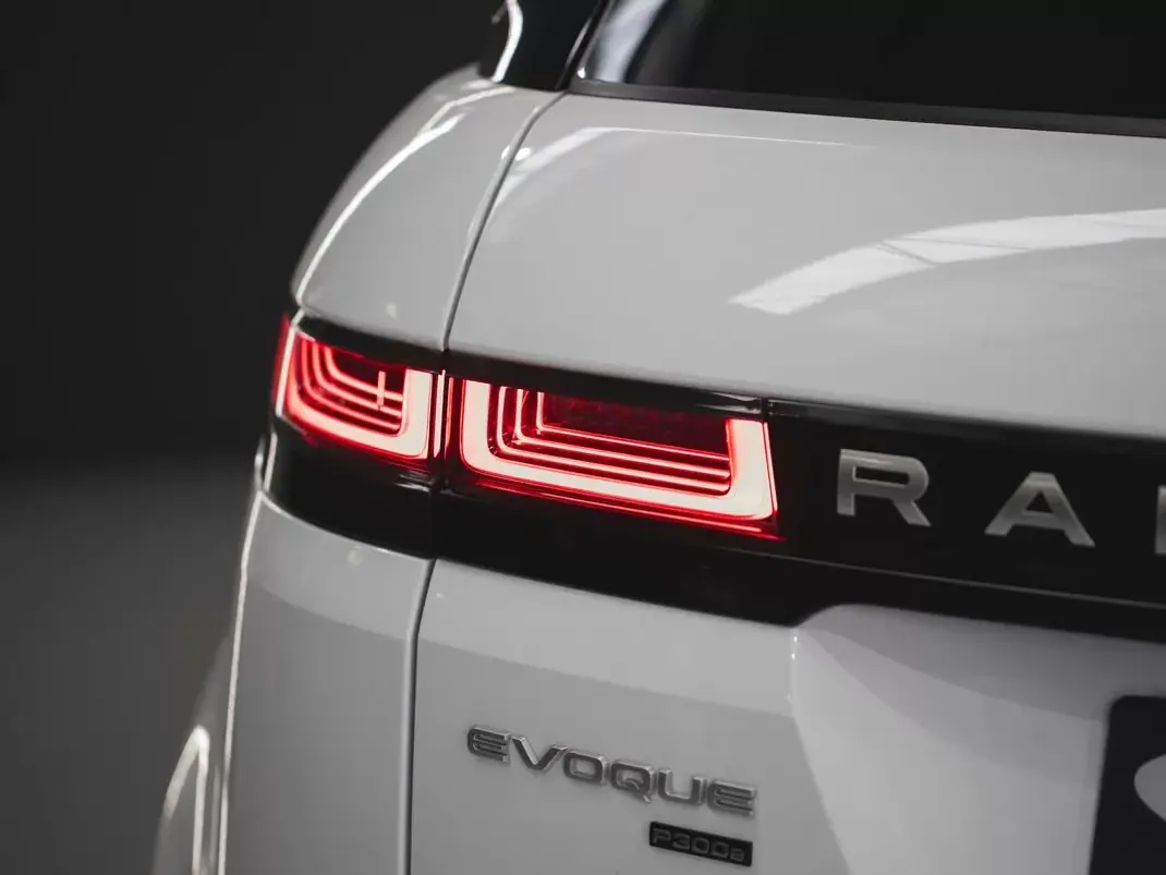Land Rover Range Rover Evoque 2021 - 35990 EUR, 49810 km - AUTO.MOTO.pt - 49810km - foto 11 de 23