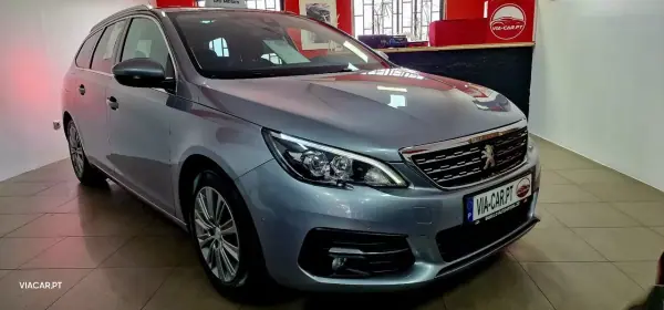 Peugeot 308 SW 2020 - 12950 EUR, 162000 km - AUTO.MOTO.pt - 162000km - foto 3 de 36