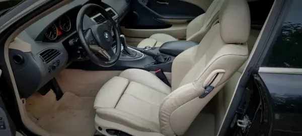 BMW 645 2004 - 22500 EUR, 166000 km - AUTO.MOTO.pt - 166000km - foto 4 de 14