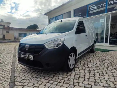 Dacia Dokker 2020 - 10900 EUR, 61000 km - AUTO.MOTO.pt - 61000km - foto 3 de 20