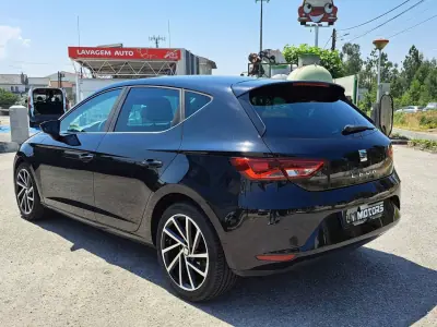 SEAT Leon 2014 - 10900 EUR, 261084 km - AUTO.MOTO.pt - 261084km - foto 8 de 39