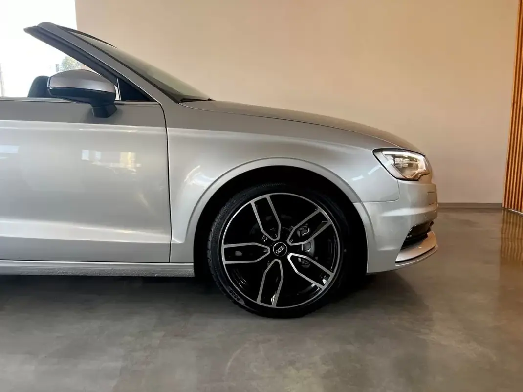 Audi A3 Cabrio 2015 - 17500 EUR, 150000 km - AUTO.MOTO.pt - 150000km - foto 41 de 60