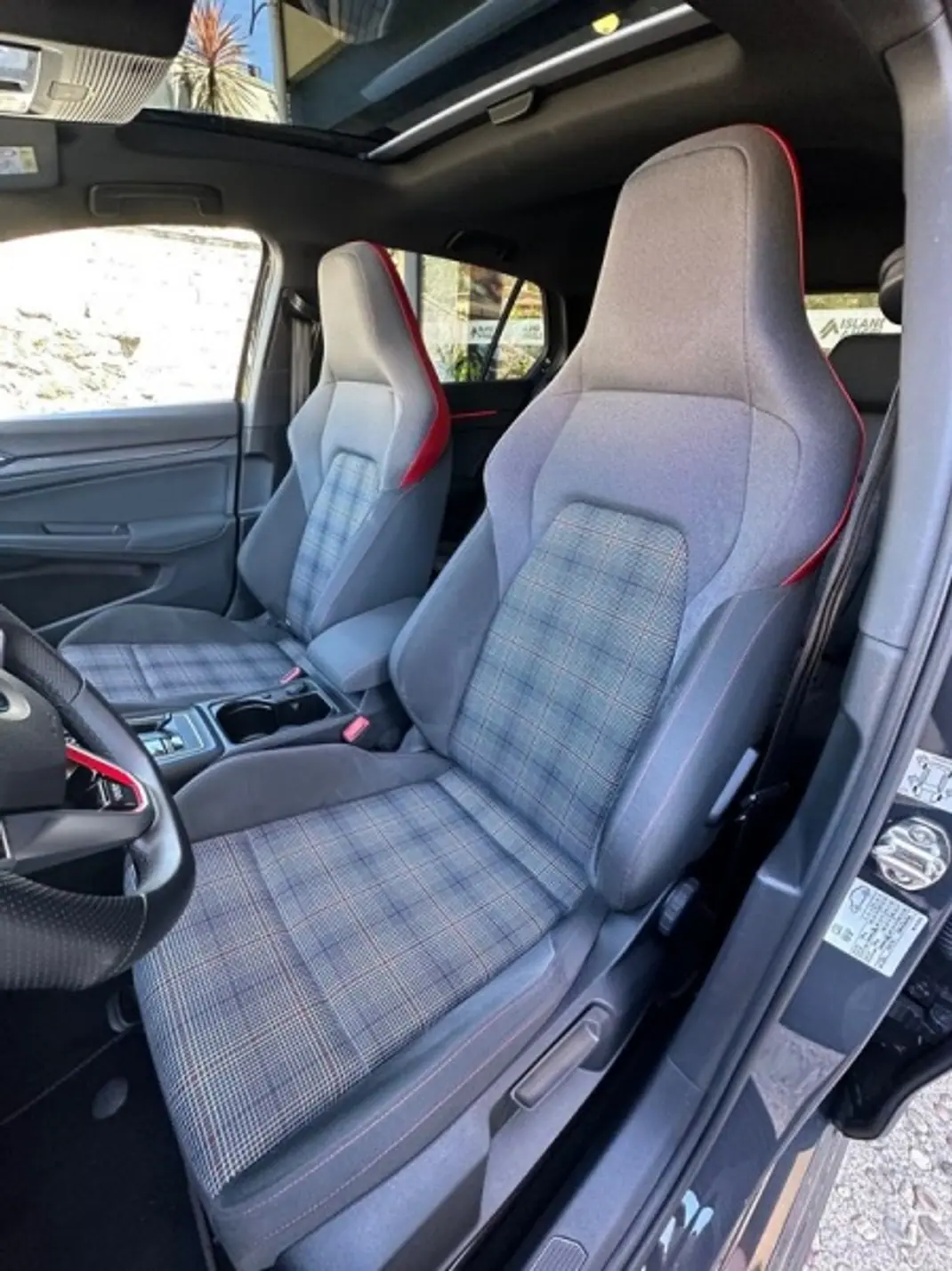 Volkswagen Golf 2021 - 37999 EUR, 33000 km - AUTO.MOTO.pt - 33000km - foto 16 de 57