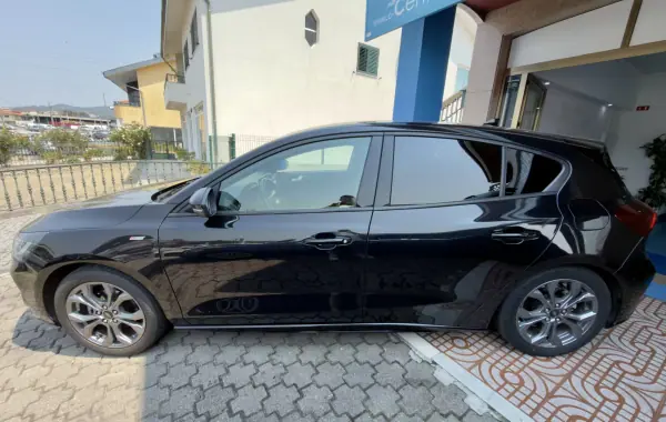 Ford Focus 2023 - 17950 EUR, 54000 km - AUTO.MOTO.pt - 54000km - foto 6 de 25
