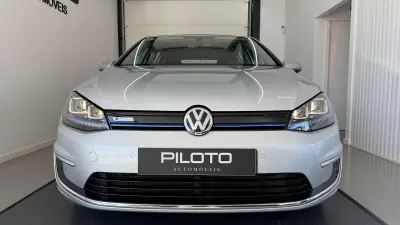Volkswagen e-Golf 2019 - 16490 EUR, 74201 km - 74201km - foto 4 de 27