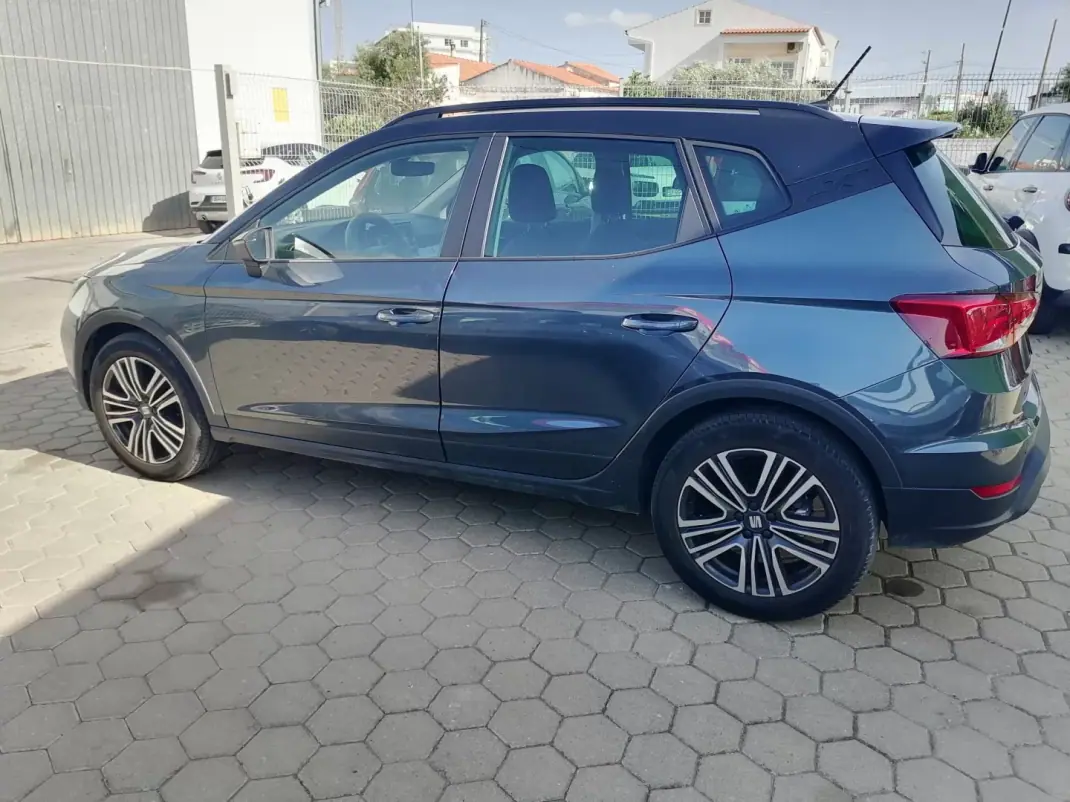 SEAT Arona 2023 - 16500 EUR, 60074 km - AUTO.MOTO.pt - 60074km - foto 4 de 4
