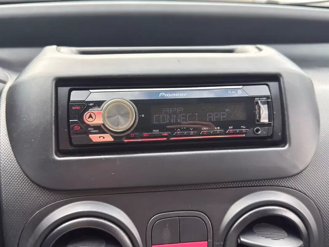 Fiat FIORINO C/IVA AC PORTA LATERAL 2019 - 7950 EUR, 179990 km - AUTO.MOTO.pt - 179990km - foto 12 de 18