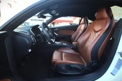 Audi TT Coupé 2015 - 23990 EUR, 242950 km - 242950km - foto 12 de 28