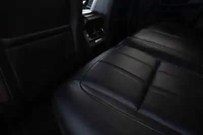Land Rover Range Rover Evoque 2020 - 32999 EUR, 93000 km - AUTO.MOTO.pt - 93000km - foto 17 de 33
