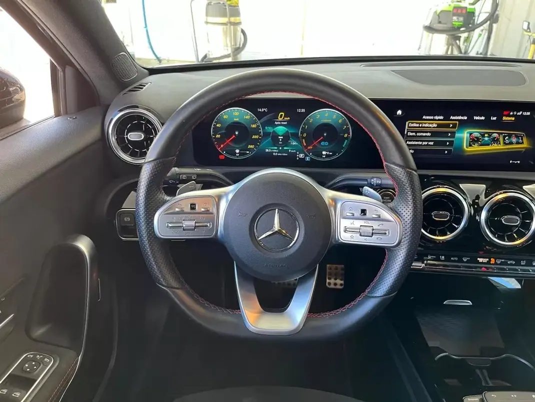 Mercedes-Benz A 250 2021 - 26500 EUR, 76617 km - AUTO.MOTO.pt - 76617km - foto 10 de 15
