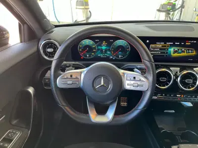 Mercedes-Benz A 250 2021 - 26500 EUR, 76617 km - AUTO.MOTO.pt - 76617km - foto 10 de 15