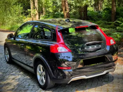 Volvo C30 2011 - 7750 EUR, 179000 km - AUTO.MOTO.pt - 179000km - foto 9 de 28