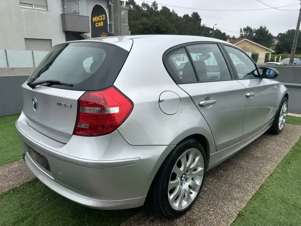BMW 118 2009 - 7900 EUR, 184000 km - AUTO.MOTO.pt - 184000km - foto 9 de 55