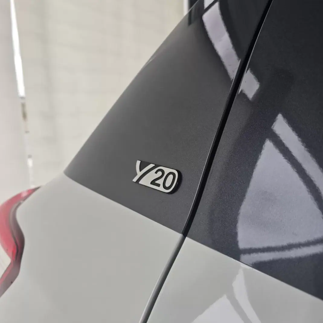 Toyota Yaris 2020 - 18950 EUR, 77356 km - AUTO.MOTO.pt - 77356km - foto 27 de 28