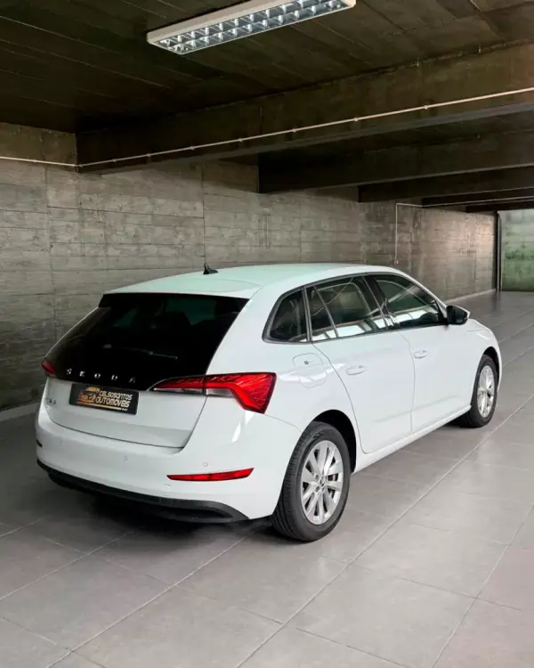 Skoda Scala 2023 - 15250 EUR, 67400 km - 67400km - foto 4 de 16