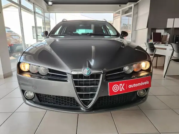 Alfa Romeo 159 Sportwagon 2008 - 7250 EUR, 221050 km - AUTO.MOTO.pt - 221050km - foto 3 de 37