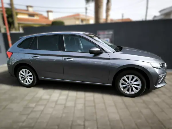 Skoda Scala 2024 - 16950 EUR, 40000 km - AUTO.MOTO.pt - 40000km - foto 4 de 8