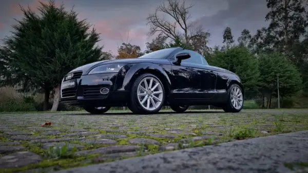 Audi TT Roadster 2011 - 19500 EUR, 52000 km - AUTO.MOTO.pt - 52000km - foto 3 de 20