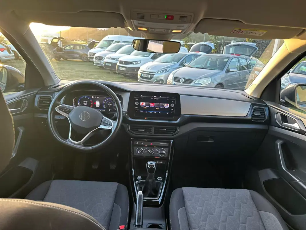 Volkswagen T-Cross 2024 - 23490 EUR, 48540 km - AUTO.MOTO.pt - 48540km - foto 13 de 17