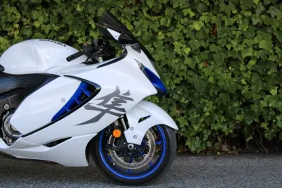 Suzuki GSX 2024 - 16900 EUR, 8000 km - foto 4 de 12