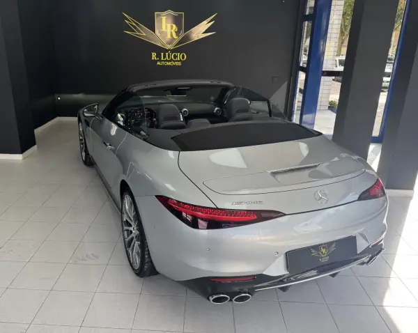 Mercedes-Benz SL 43 AMG 2024 - 125000 EUR, 12500 km - AUTO.MOTO.pt - 12500km - foto 19 de 40