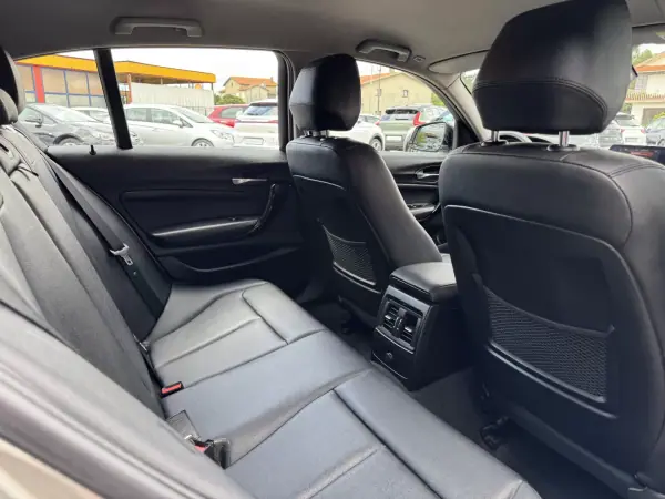 BMW 116 2016 - 12990 EUR, 155000 km - AUTO.MOTO.pt - 155000km - foto 16 de 36