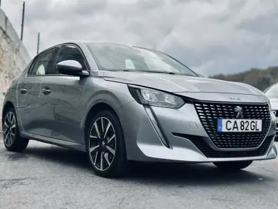 Peugeot 208 2020 - 12900 EUR, 152000 km - AUTO.MOTO.pt - 152000km - foto 7 de 29