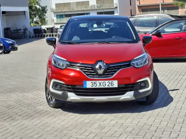 Renault Captur 2019 - 13350 EUR, 79800 km - AUTO.MOTO.pt - 79800km - foto 13 de 27