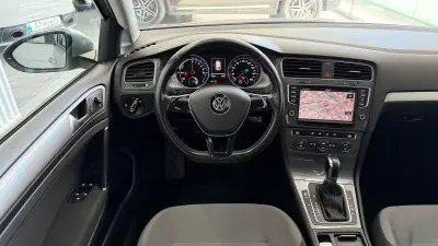 Volkswagen e-Golf 2019 - 16490 EUR, 74201 km - 74201km - foto 13 de 27