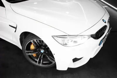 BMW M4 2015 — foto 3 de 12