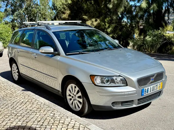 Volvo V50 2007 — foto 3 de 15