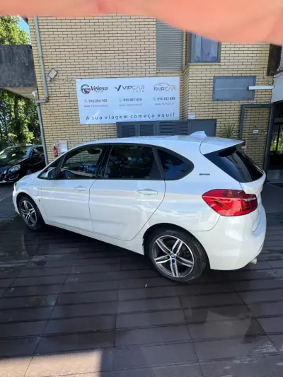 BMW 225xe Active Tourer 2018 - 15900 EUR, 127000 km - AUTO.MOTO.pt - 127000km - foto 4 de 12