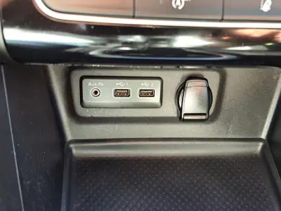 Renault Mégane 2021 - 17490 EUR, 95509 km - AUTO.MOTO.pt - 95509km - foto 41 de 46