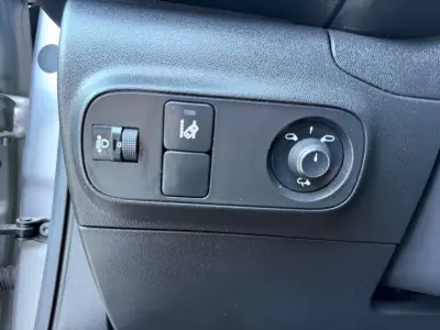 Citroën C3 2018 - 9250 EUR, 35168 km - AUTO.MOTO.pt - 35168km - foto 34 de 44