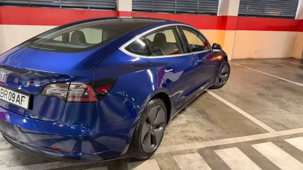 Tesla Model 3 2019 - 21900 EUR, 144900 km - AUTO.MOTO.pt - 144900km - foto 27 de 27