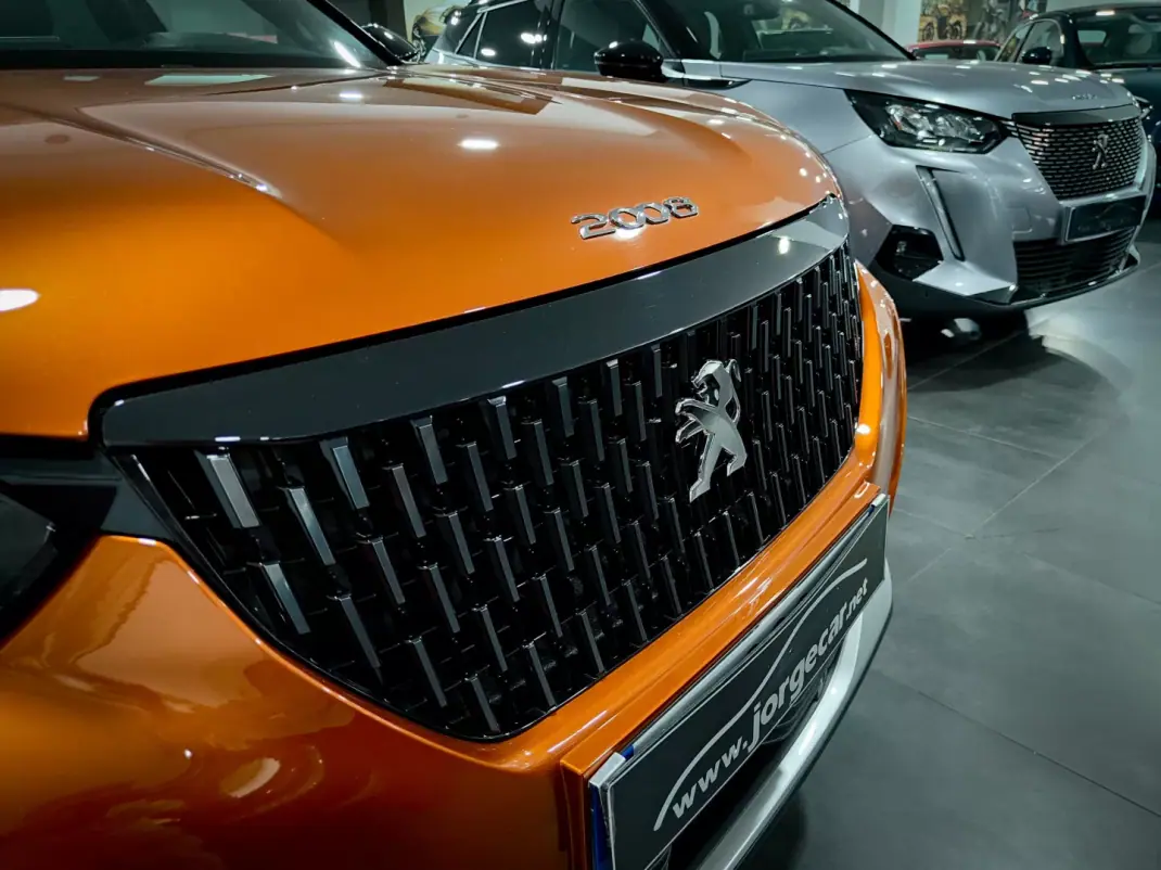 Peugeot 2008 2020 - 15990 EUR, 67000 km - AUTO.MOTO.pt - 67000km - foto 7 de 61