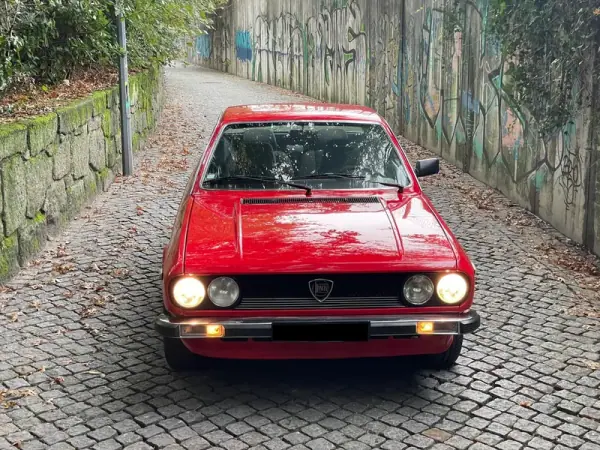 Lancia Beta 1980 - 13900 EUR, 113000 km - AUTO.MOTO.pt - 113000km - foto 31 de 41