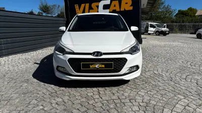 Hyundai i20 2017 - 11390 EUR, 78000 km - AUTO.MOTO.pt - 78000km - foto 8 de 20