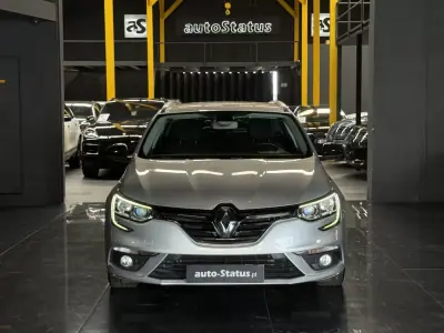 Renault Mégane 2021 - 13990 EUR, 174865 km - AUTO.MOTO.pt - 174865km - foto 3 de 27