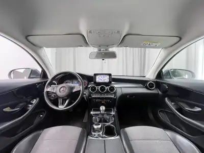 Mercedes-Benz C 180 2016 - 21999 EUR, 107000 km - AUTO.MOTO.pt - 107000km - foto 12 de 19