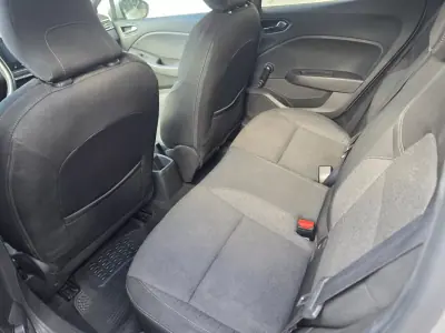 Renault Clio 2021 — photo 5 of 6