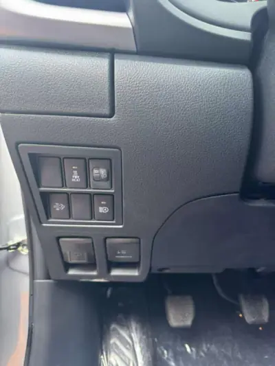 Toyota Hilux 2025 - 64900 EUR, 34 km - AUTO.MOTO.pt - 34km - foto 26 de 29