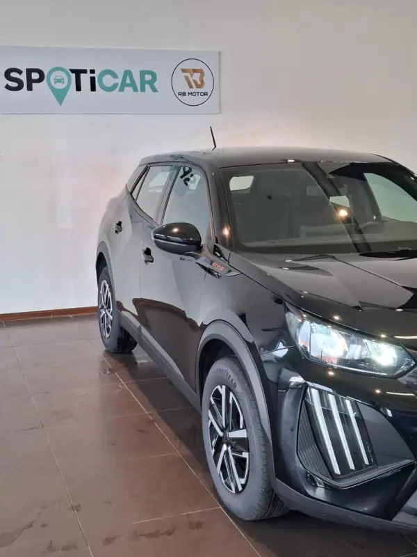 Peugeot 2008 2025 - 19250 EUR, 22951 km - AUTO.MOTO.pt - 22951km - foto 4 de 35