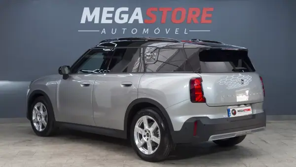 MINI Countryman 2024 - 36900 EUR, 4500 km - AUTO.MOTO.pt - 4500km - foto 5 de 47