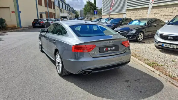 Audi A5 Sportback 2016 - 22500 EUR, 159375 km - AUTO.MOTO.pt - 159375km - foto 28 de 56