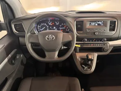 Toyota Proace Verso 2020 - 28900 EUR, 168506 km - AUTO.MOTO.pt - 168506km - foto 8 de 20