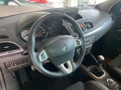 Renault Mégane Sport Tourer 2010 - 4990 EUR, 340390 km - AUTO.MOTO.pt - 340390km - foto 41 de 44