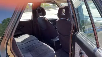 Opel Frontera 1998 - 4999 EUR, 216000 km - AUTO.MOTO.pt - 216000km - foto 16 de 21