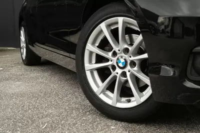 BMW 116 2016 - 11999 EUR, 200900 km - AUTO.MOTO.pt - 200900km - foto 4 de 23