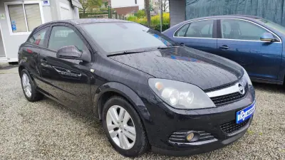 Opel 2010 - 5580 EUR, 219987 km - AUTO.MOTO.pt - 219987km - foto 2 de 20